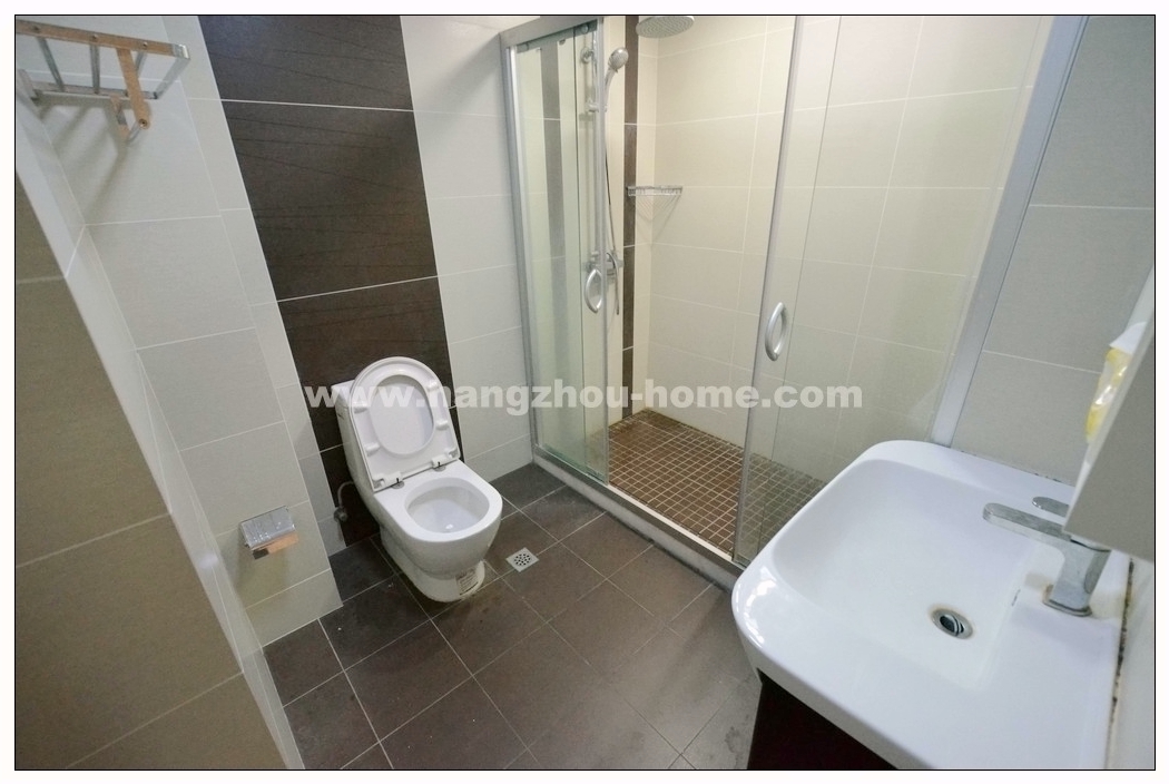 Bathrooms-Master Bathroom